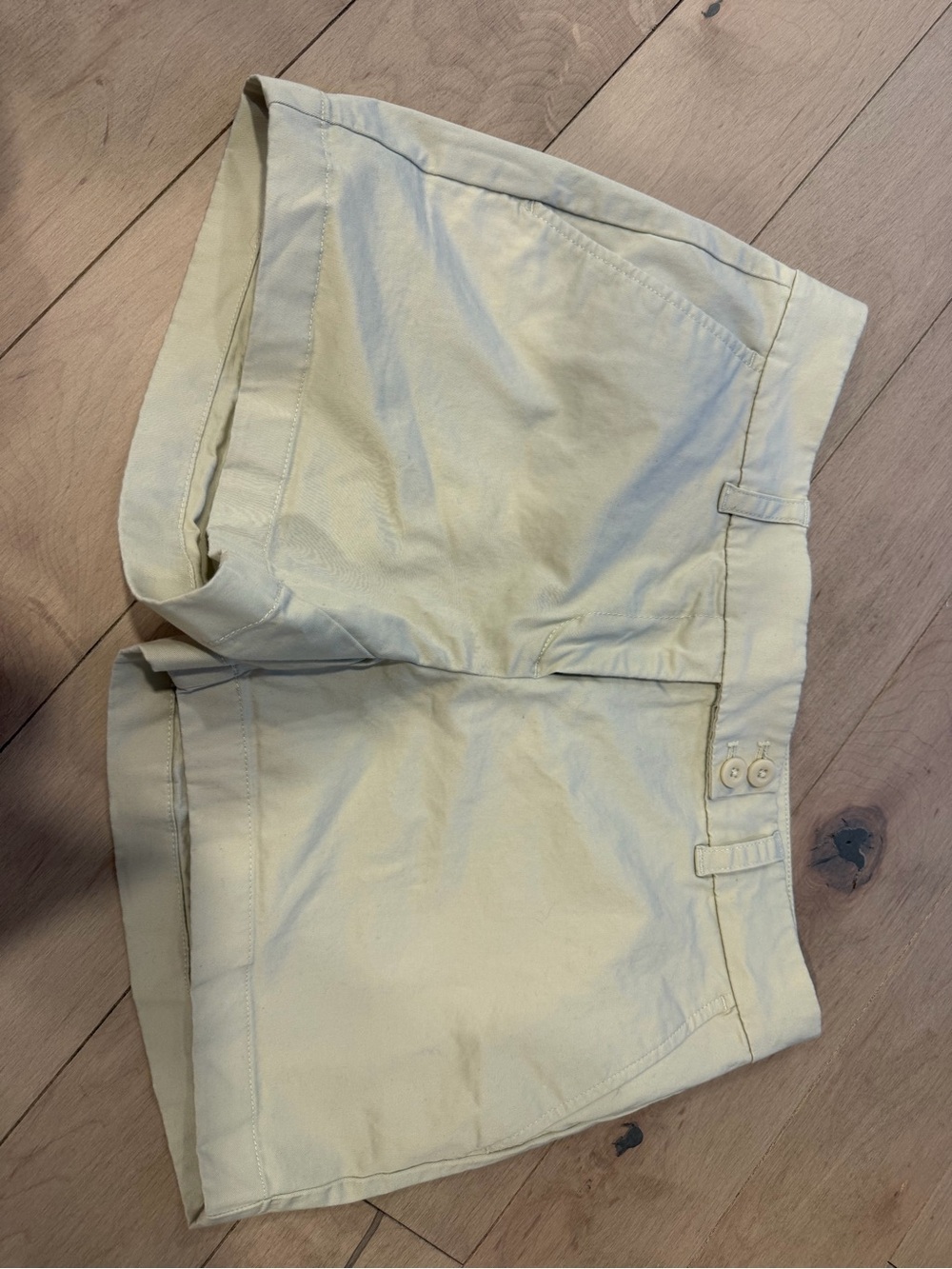 Vineyard Vines khaki Women's Shorts